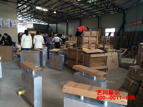 ˇ�����R���S�������